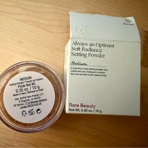 Rare Beauty Medium Soft Radiance Setting Powder